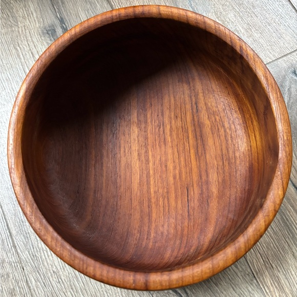 Vintage Mid Century Teak Wood Salad Bowl Set Large 9” Serving Bowl Two 6” Bowls - Picture 9 of 16